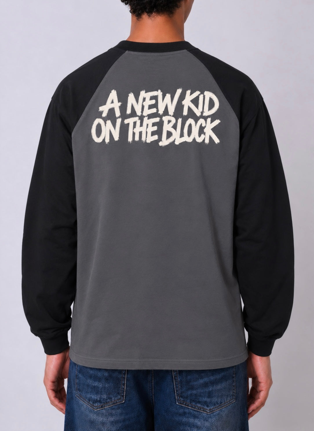 A NEW KID RAGLAN LONGSLEEVE