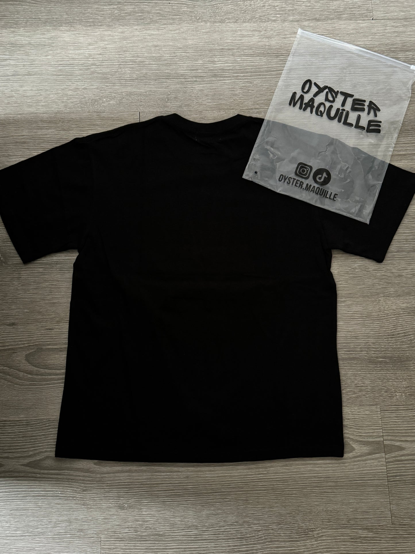 Oyster Maquille MMNF      T-shirt